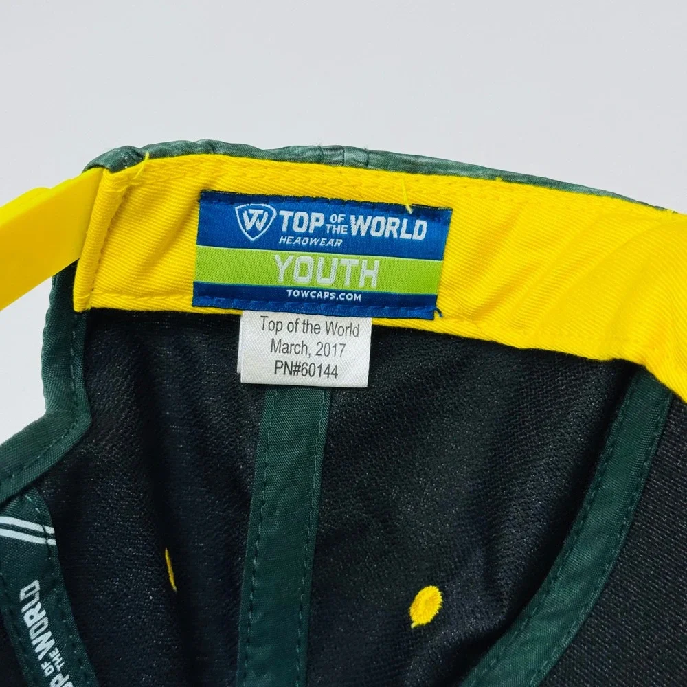 Top of the World Hat Youth OS Green Oregon Ducks Snapback Flat Brim PN60144 Cap